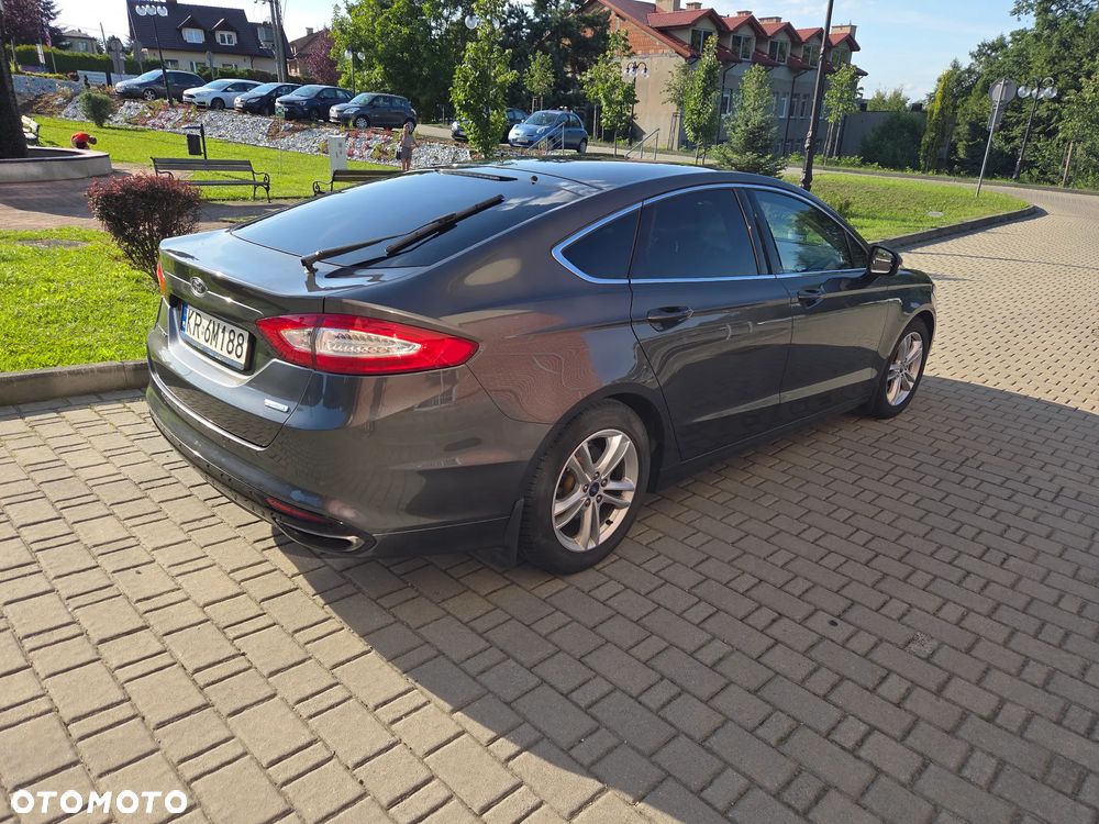 Ford Mondeo 2.0 EcoBoost Titanium - 12