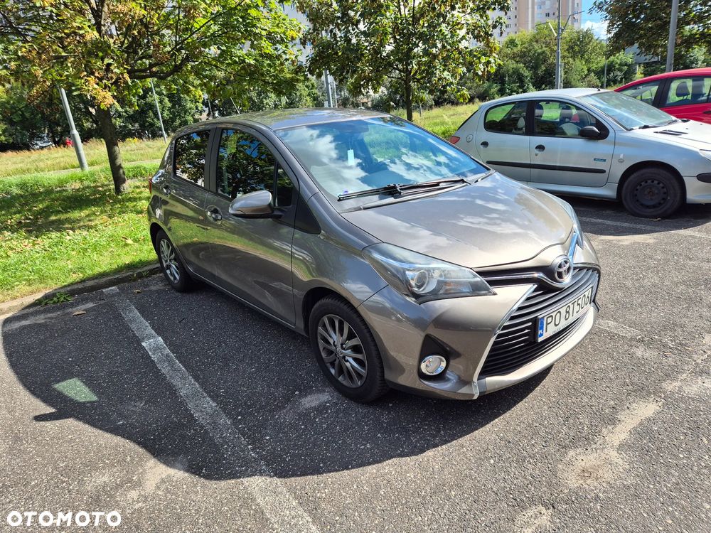 Toyota Yaris 1.33 Premium - 3