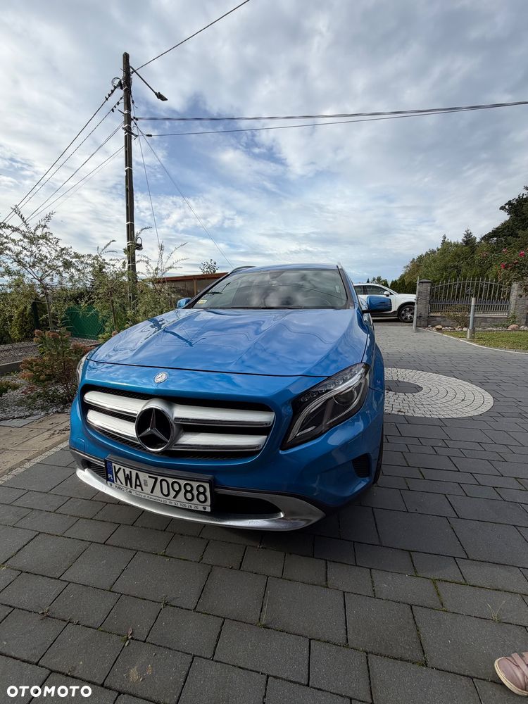 Mercedes-Benz GLA - 7