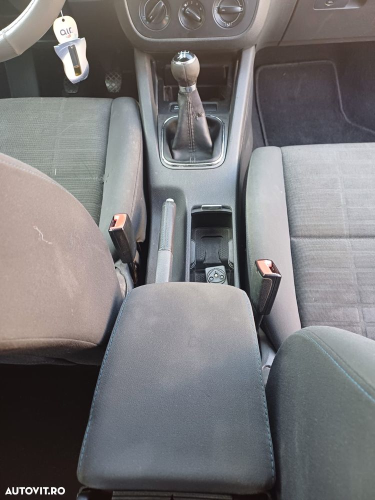 Volkswagen Golf 1.6 Tour - 19