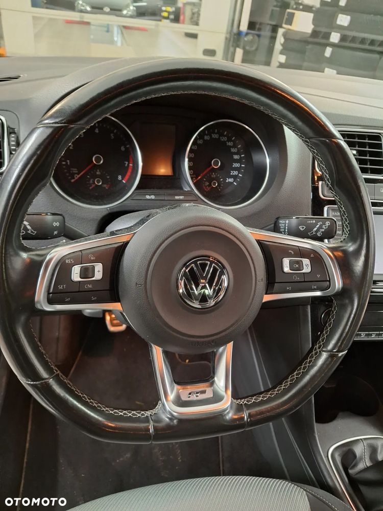 Volkswagen Polo - 15