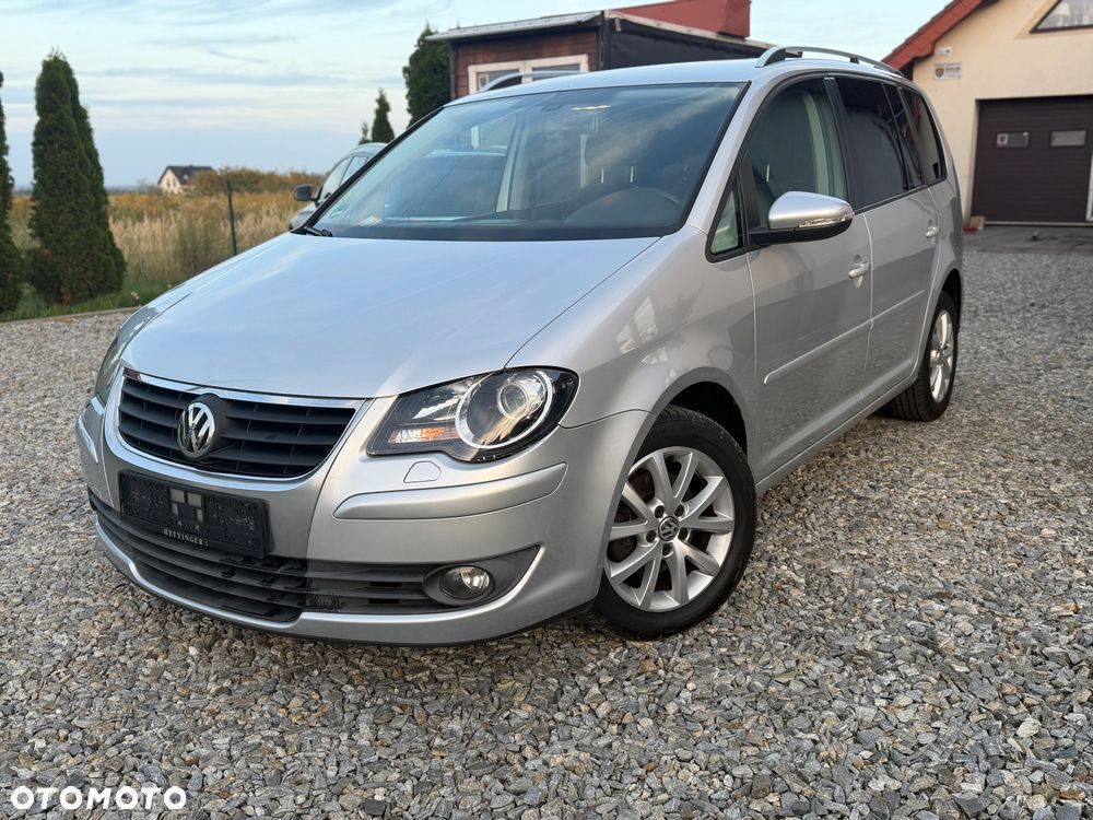 Volkswagen Touran 1.9 TDI DPF Blue Motion Highline - 2