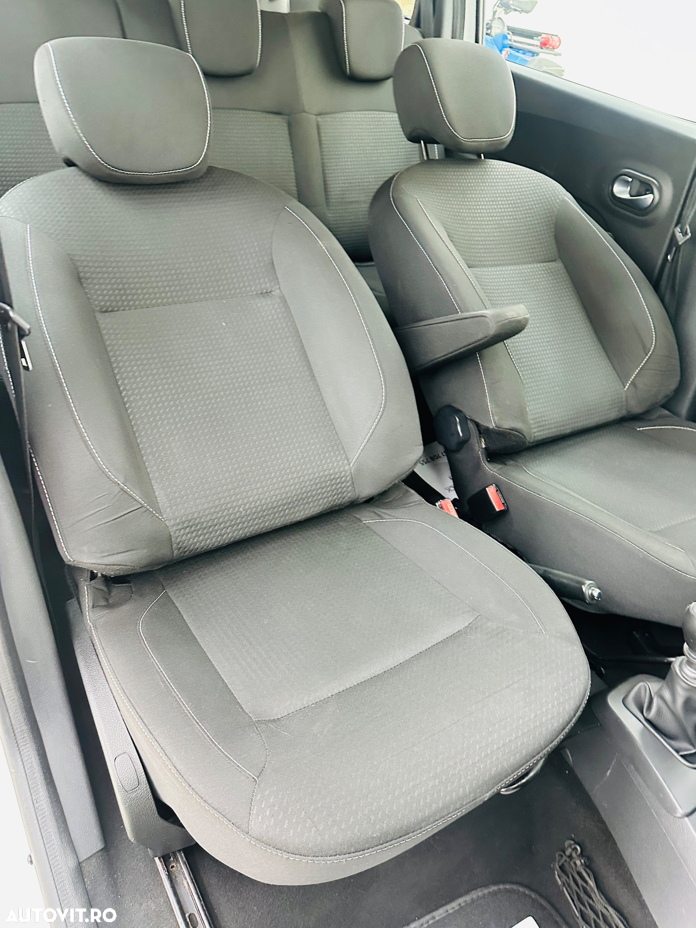 Dacia Lodgy - 21