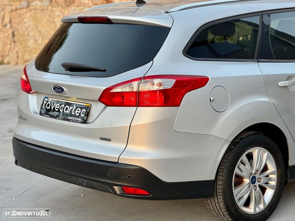 Ford Focus SW 1.6 TDCi Titanium - 16
