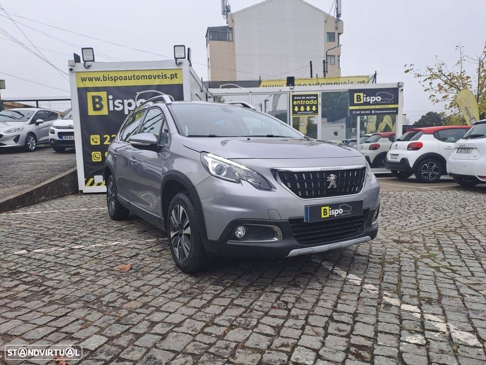 Peugeot 2008 1.2 PureTech Allure - 3