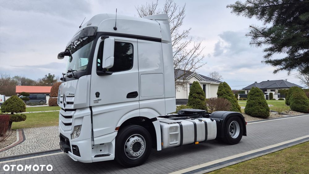 Mercedes-Benz MERCEDES-BENZ///ACTROS///BIG SPACE///1851///2020///JEDYNE 220  TYŚ KM///STANDARD///DUŻE  ZBIORNIKI///EURO6///STAN JAK NOWY - 4