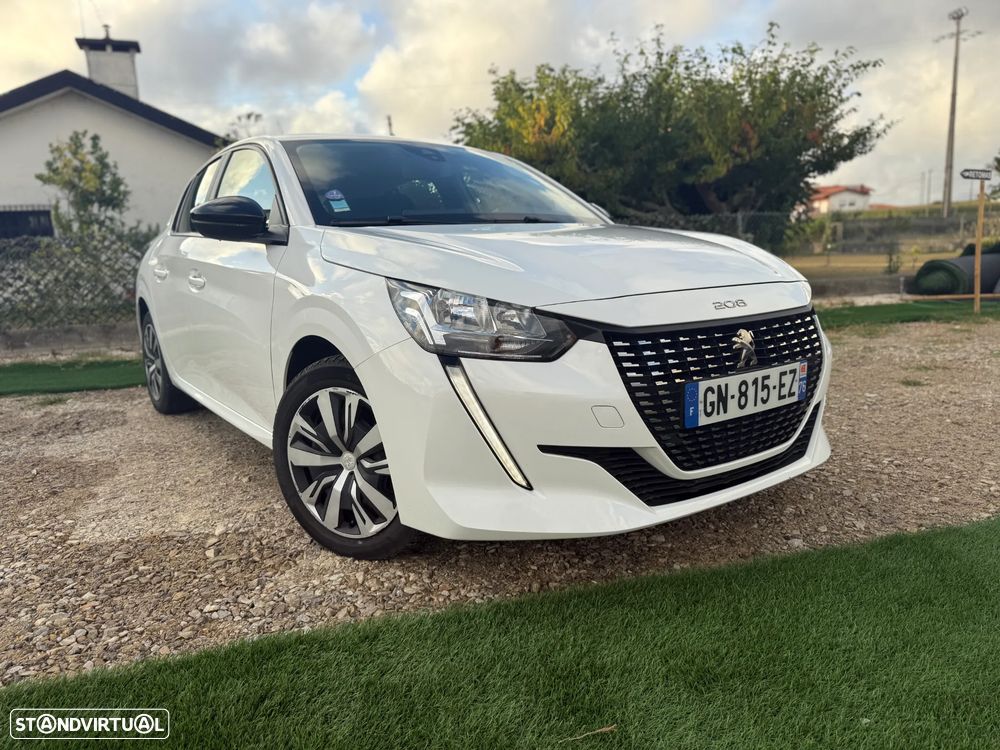 Peugeot 208 2023 photo 2