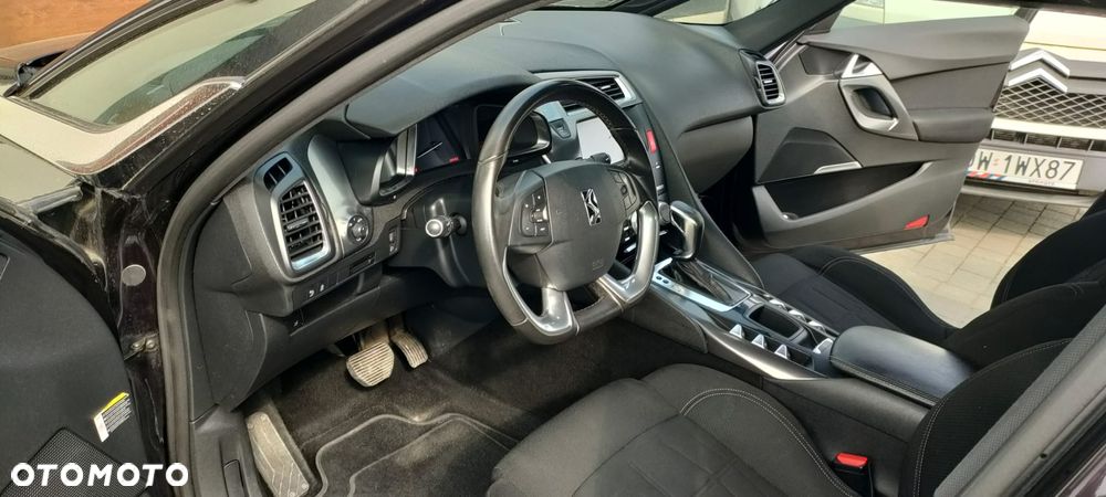 DS Automobiles DS 5 - 12