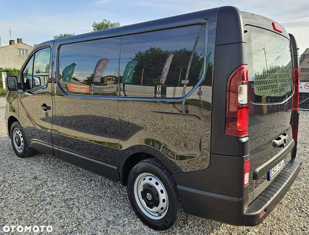 Nissan NV300 - 4