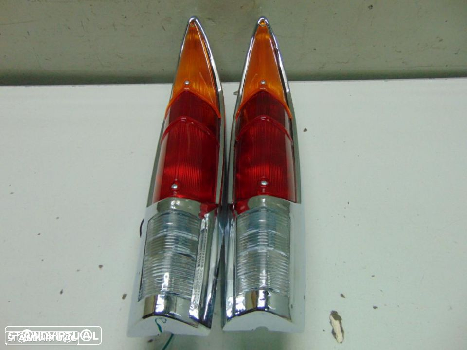 Peugeot 404 carro farolins de trás - 2