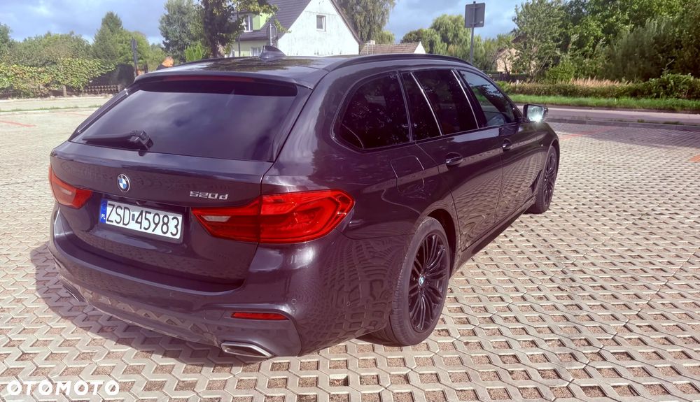 BMW Seria 5 520d M Sport - 5