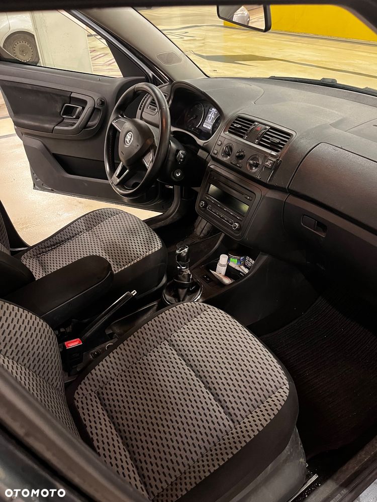 Skoda Roomster 1.4 16V Comfort - 12