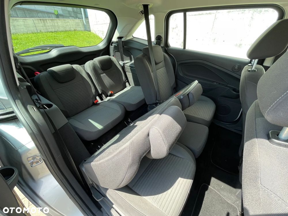 Ford Grand C-MAX 1.5 EcoBoost Start-Stopp-System Titanium - 19
