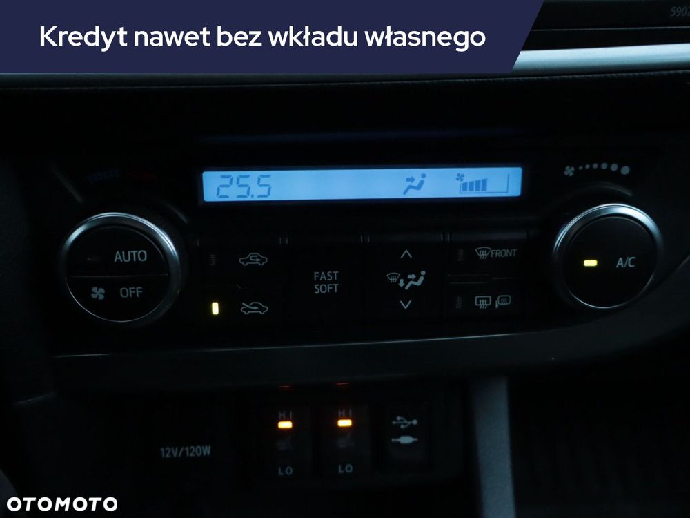 Toyota Auris - 15