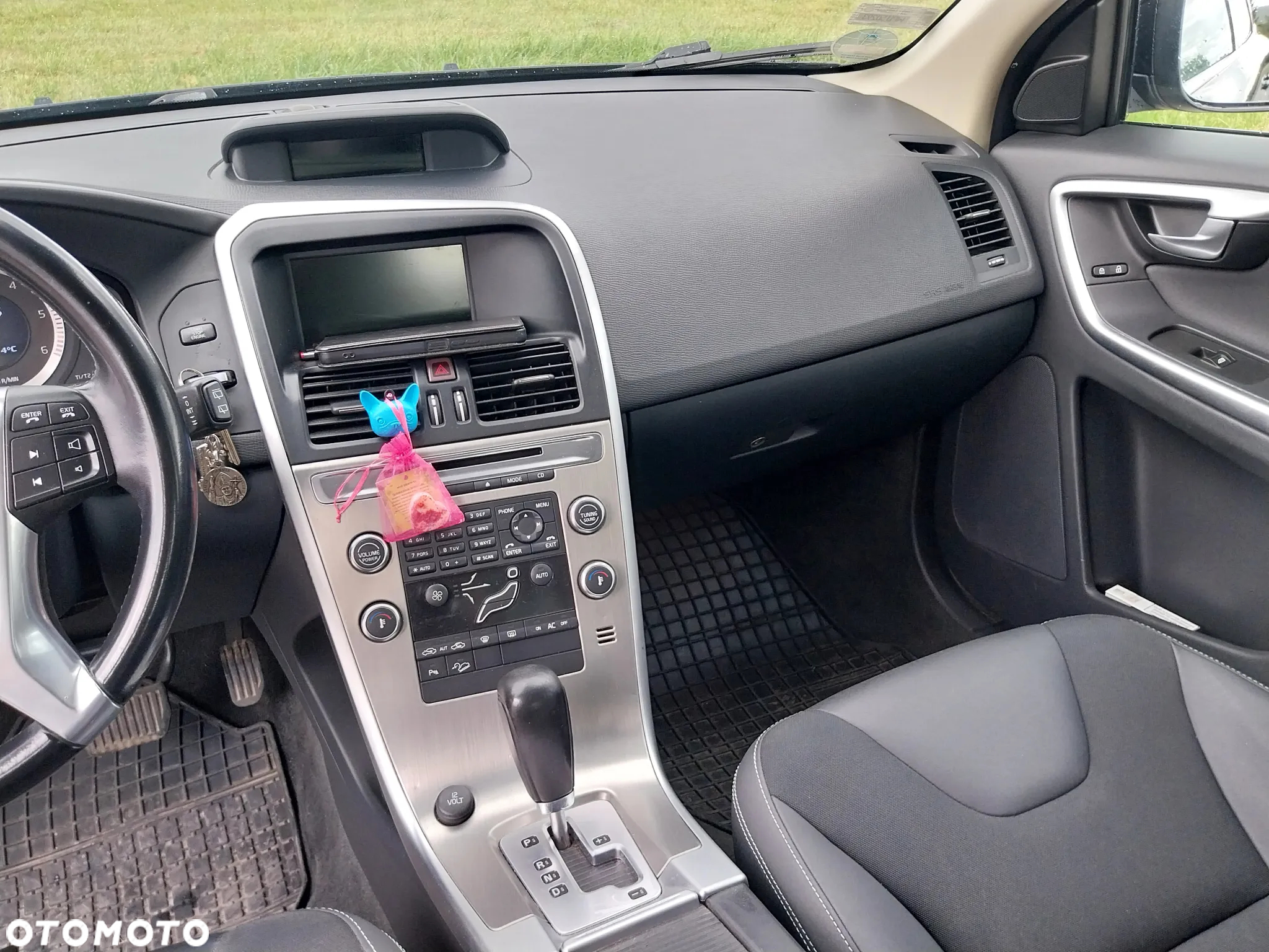 Volvo XC 60 D5 AWD - 10