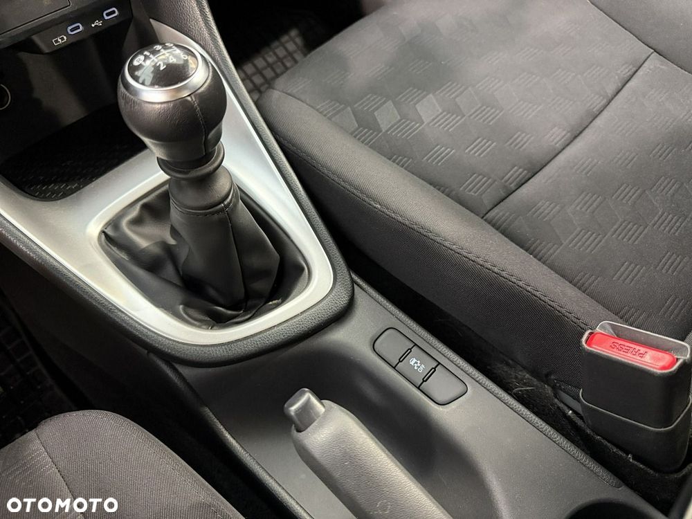 Toyota Yaris 1.5 Comfort - 18