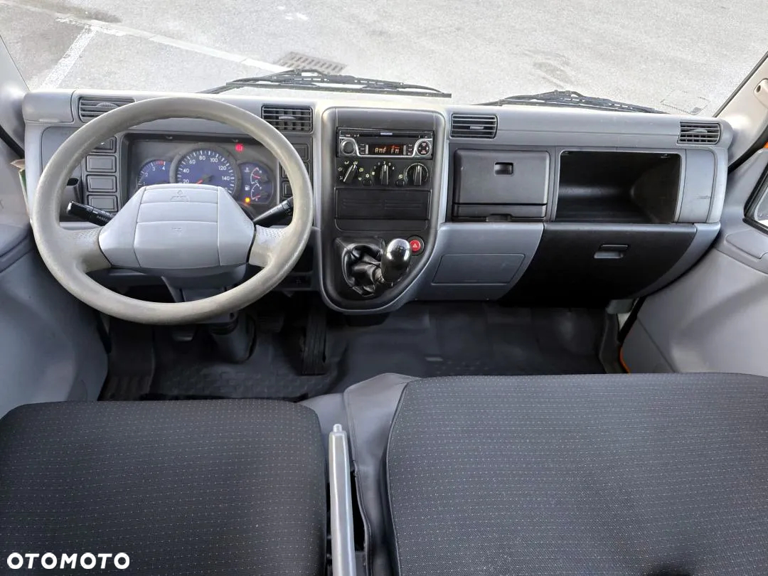 Mitsubishi FUSO CANTER - 33