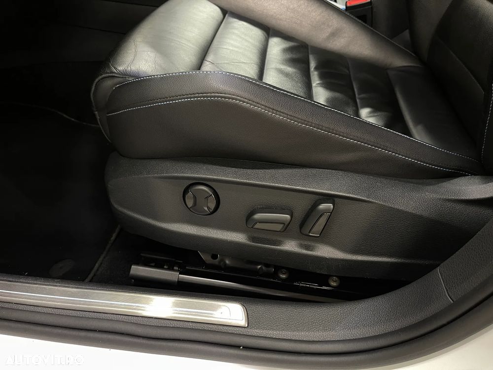 Volkswagen Golf 1.4 GTE Plug-In-Hybrid DSG - 24