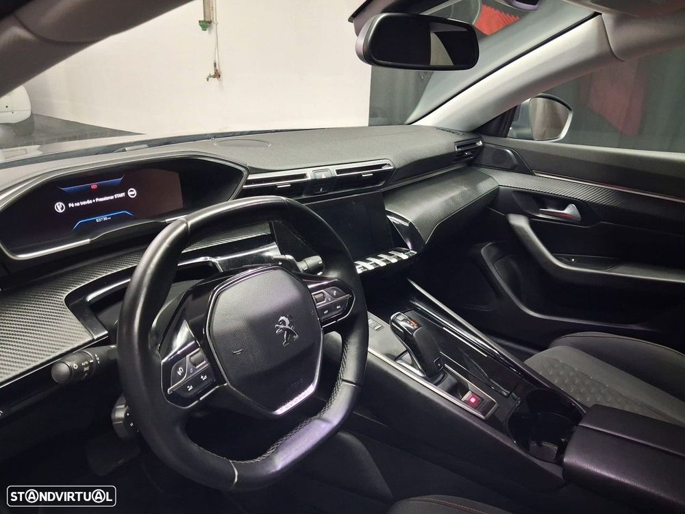 Peugeot 508 1.2 PureTech Active Pack EAT8 — fotografia 10