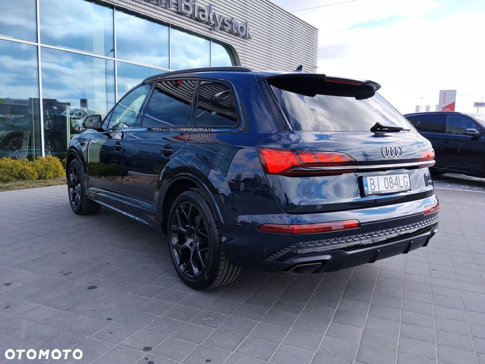 Audi Q7 - 7