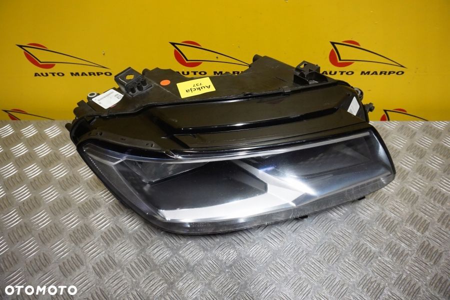 VW TIGUAN 2016 - REFLEKTOR LAMPA ZWYKŁA HALOGENOWA PRAWA USA - 5