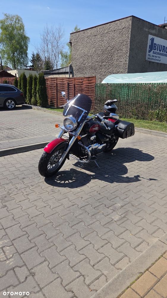 Suzuki Intruder - 5