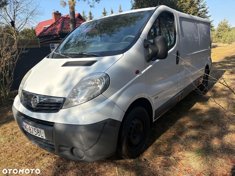 Opel Vivaro - 1