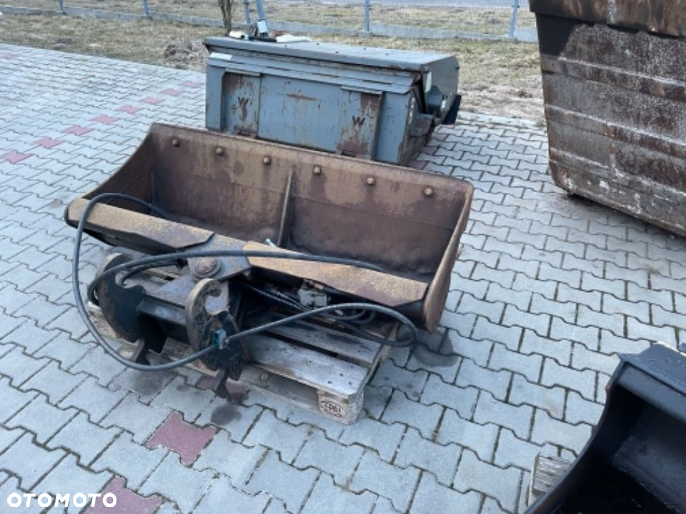 Zagęszczarka młot zamiatarka koparko ładowarki Cat jcb Terex Case inne - 11