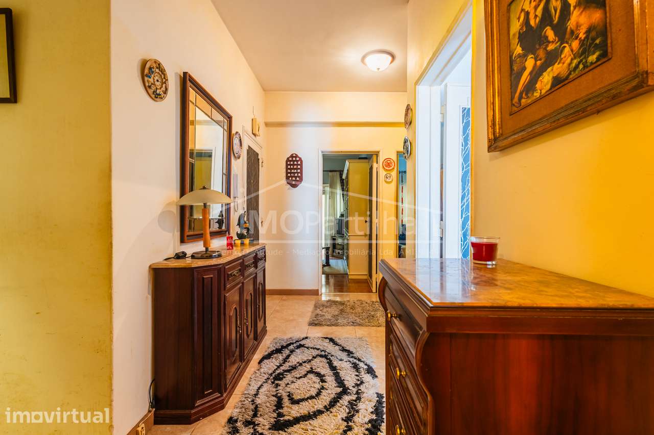 Apartamento T3
Mercês - Rio de Mouro - Grande imagem: 4/35