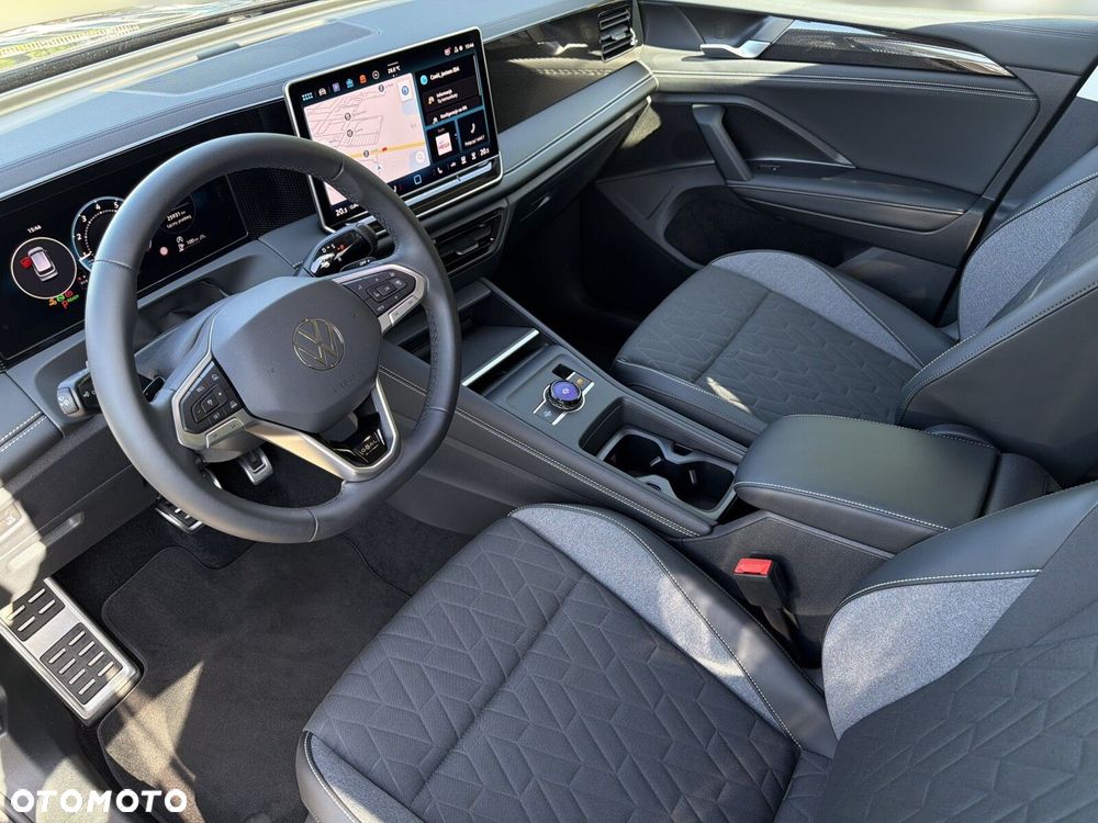 Volkswagen Tiguan - 11