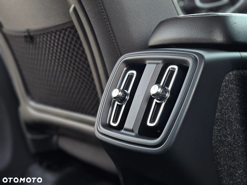 Volvo XC 40 B4 B Momentum - 26
