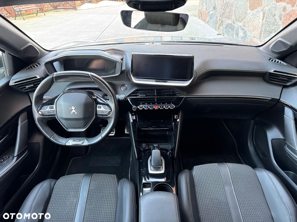 Peugeot 208 GT Line - 9