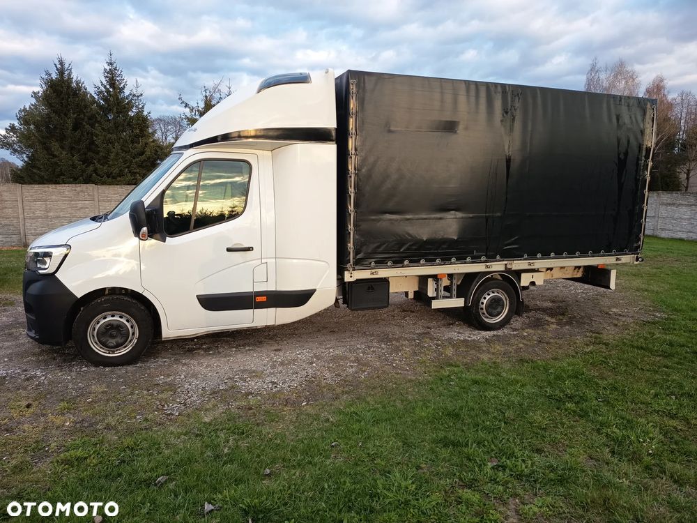 Renault Master - 1