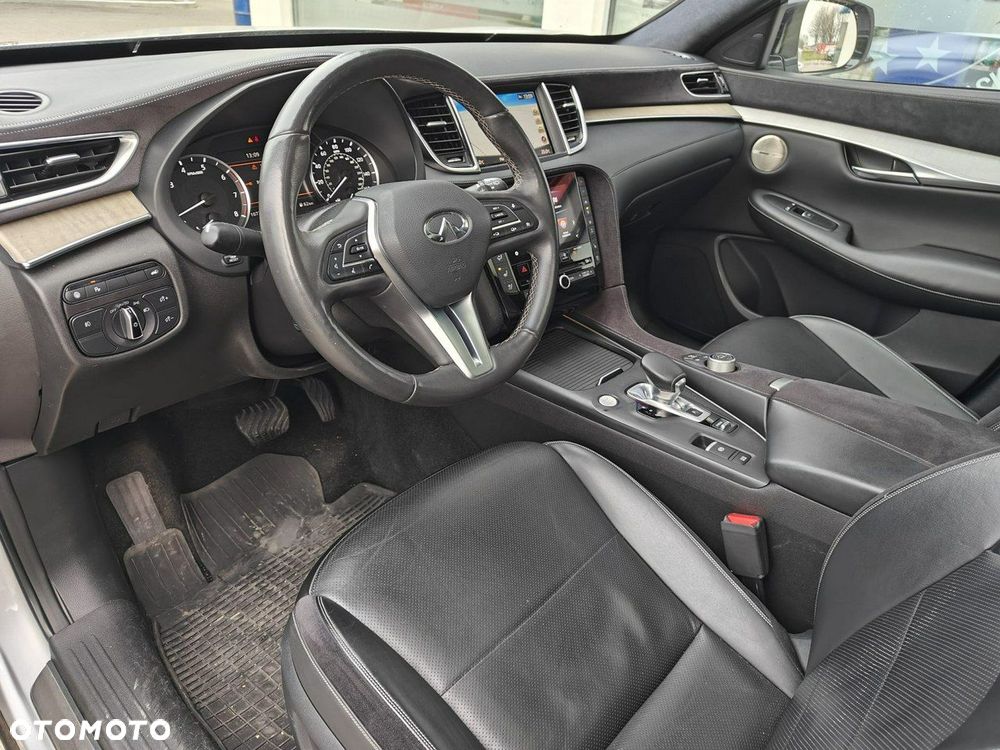 Infiniti QX50 - 9
