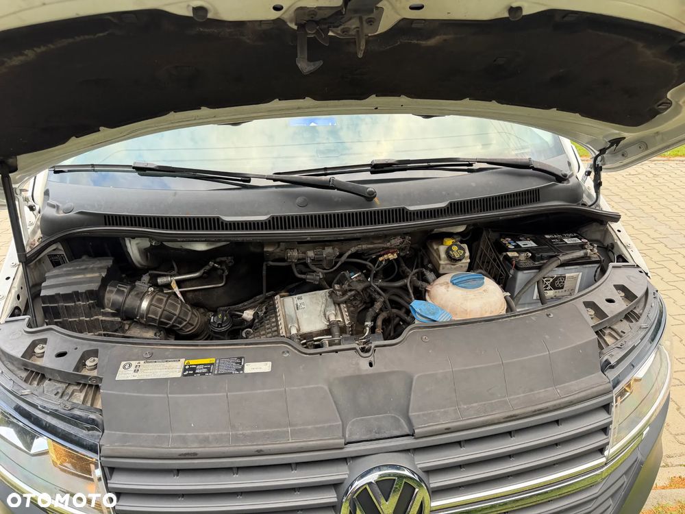 Volkswagen Transporter - 24