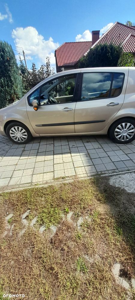 Renault Modus 1.4 Confort Authentique - 17
