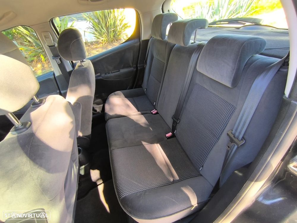 Peugeot 207 1.4 16V Trendy - 8