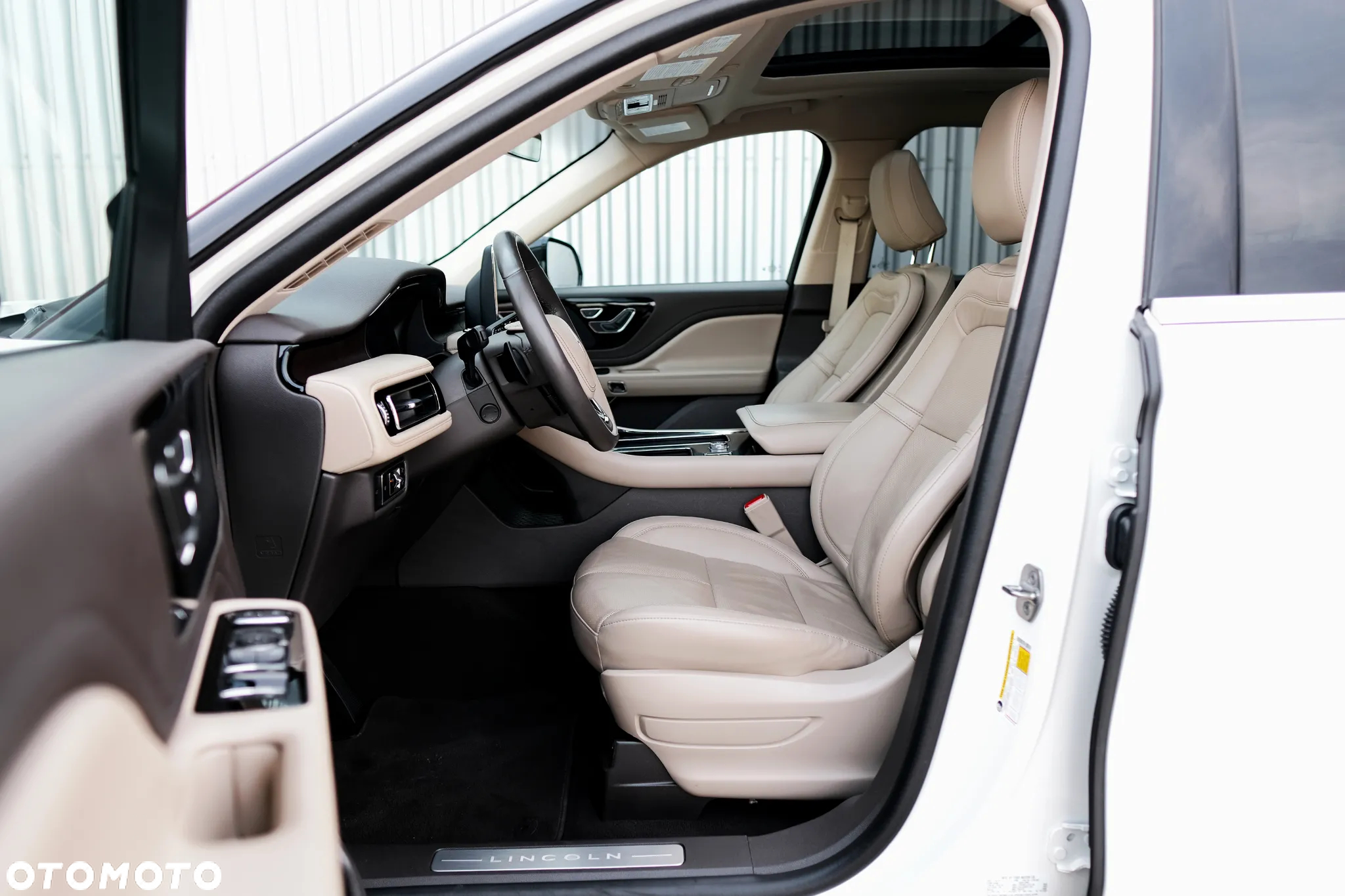 Lincoln Aviator - 37