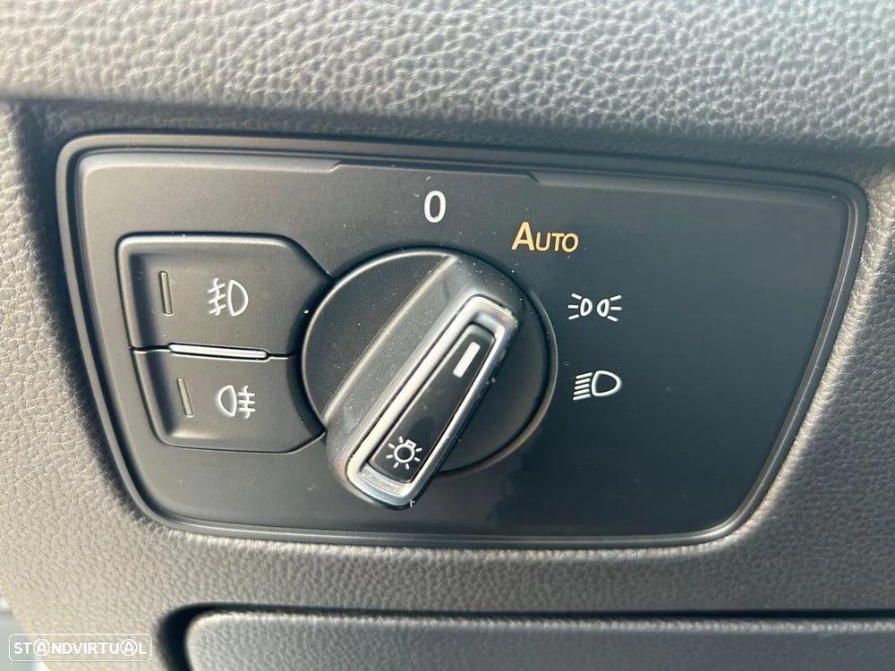 VW Passat 1.6 TDI Confortline - 15