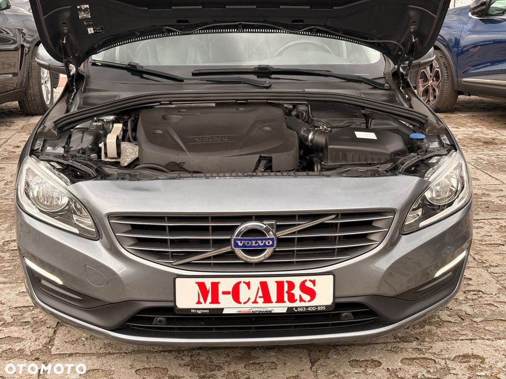 Volvo V60 D3 Momentum Core - 28