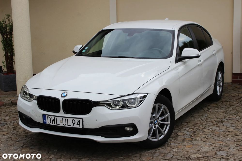 BMW Seria 3 316d Edition Luxury Line Purity - 13