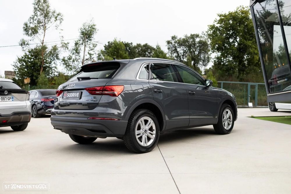 Audi Q3 45 TFSIe S tronic - 32