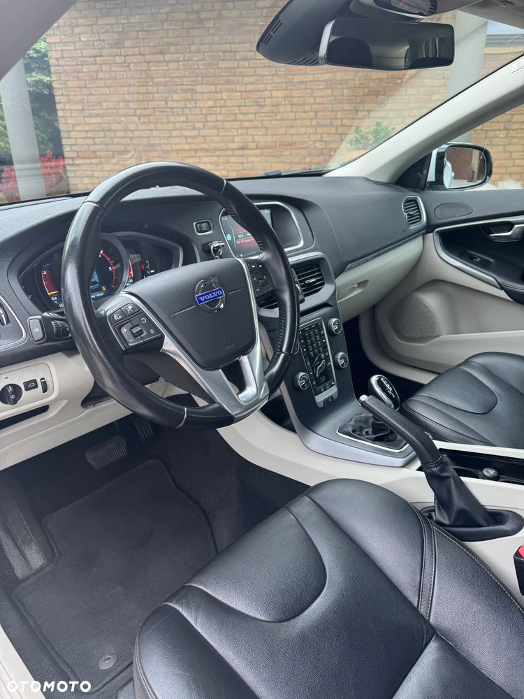 Volvo V40 Cross Country D2 Powershift Summum - 8