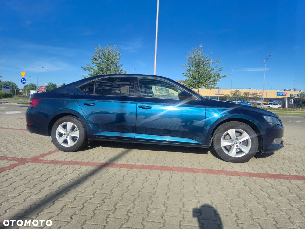Skoda Superb 2.0 TDI Active - 1