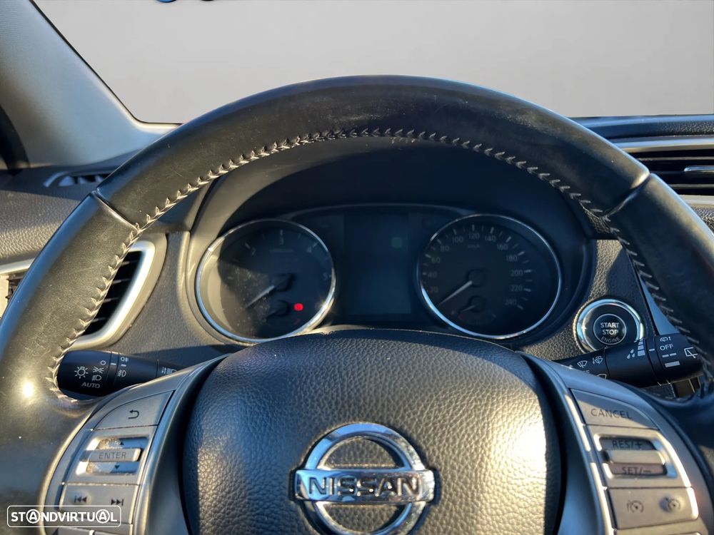 Nissan Qashqai 1.6 dCi Tekna Premium Pele - 11