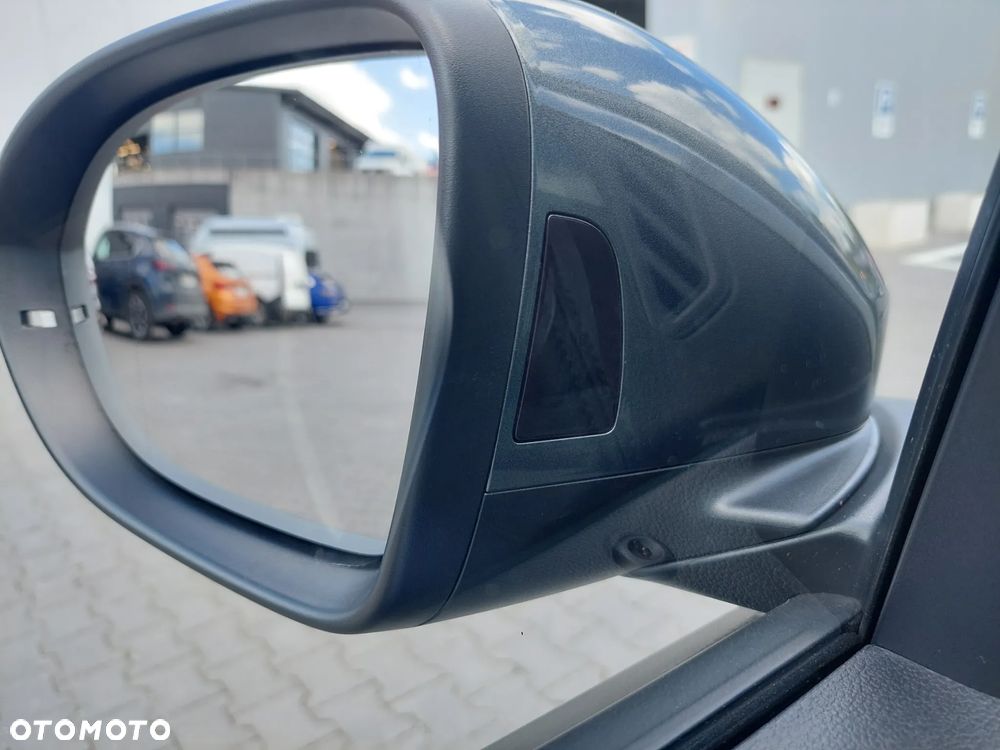 Volkswagen T-Roc 1.5 TSI Life - 35