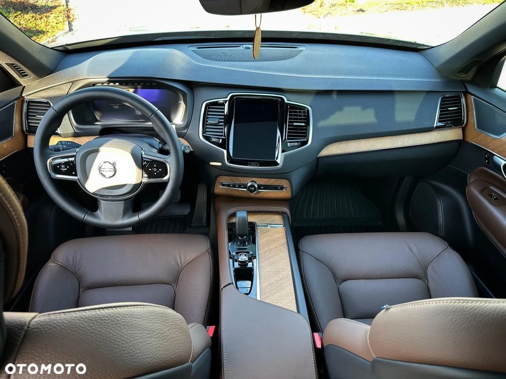 Volvo XC 90 - 12