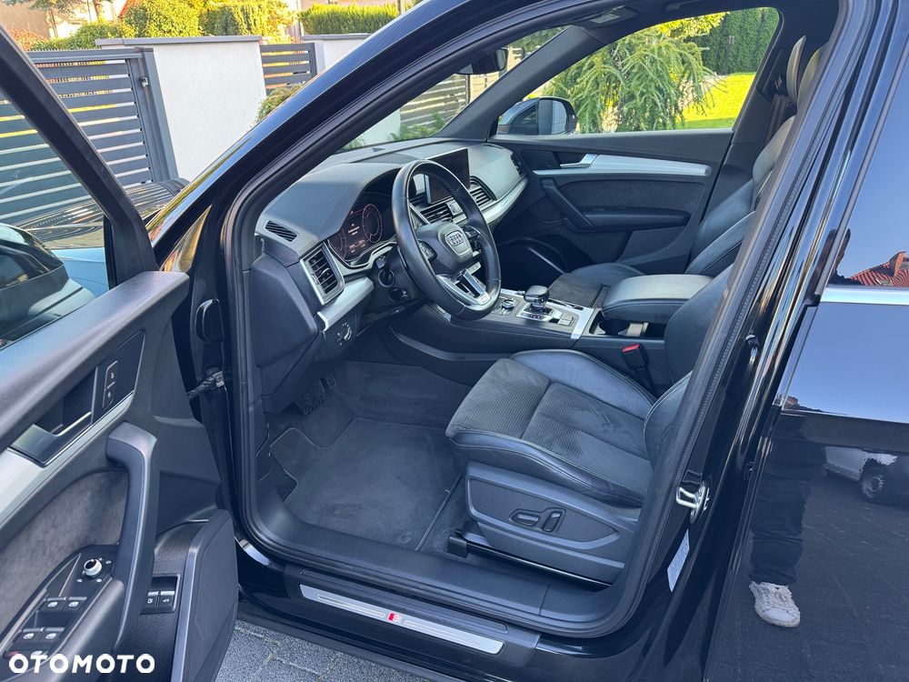 Audi Q5 50 TFSIe quattro S tronic S line business - 11