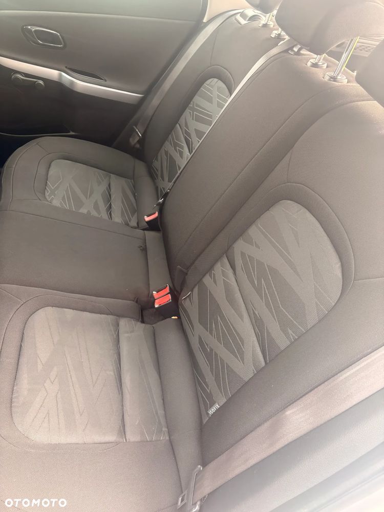 Kia Ceed 1.6 CRDi M - 8