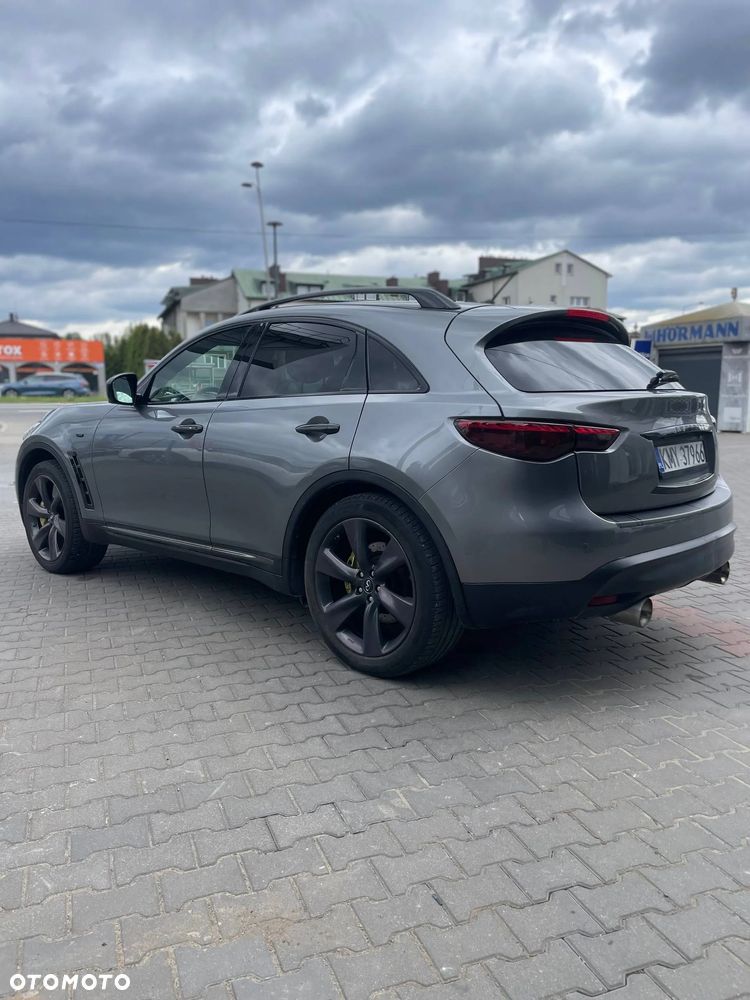 Infiniti Q70 3.7 S Premium - 4